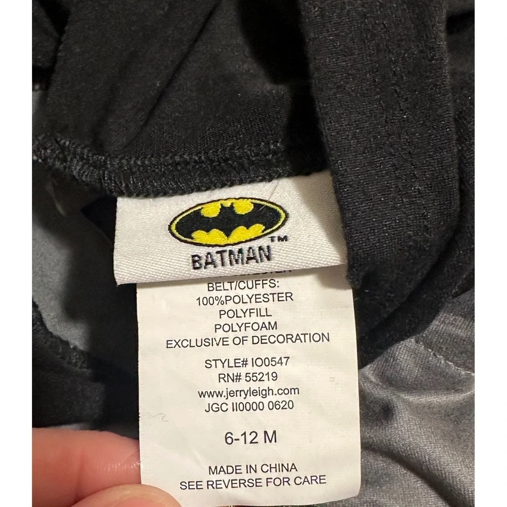 Batman DC Comics Muscle Chest Infant Costume Jumpsuit Cape Hooded 6-12M